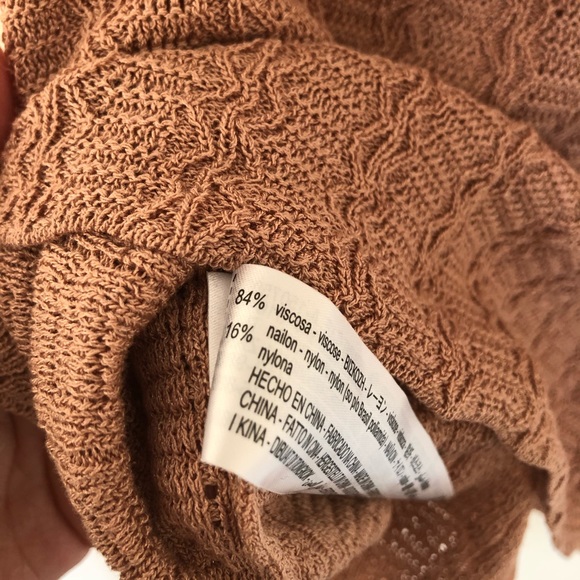 Brand New ZARA crop top - Picture 3 of 5